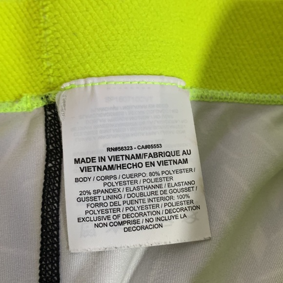 Nike Pro Black, White & Neon Green Geometric Print Cropped Leggings - Picture 8 of 8